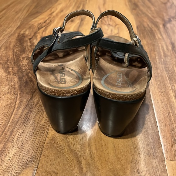 Dansko comfy strappy sandals - Picture 4 of 6